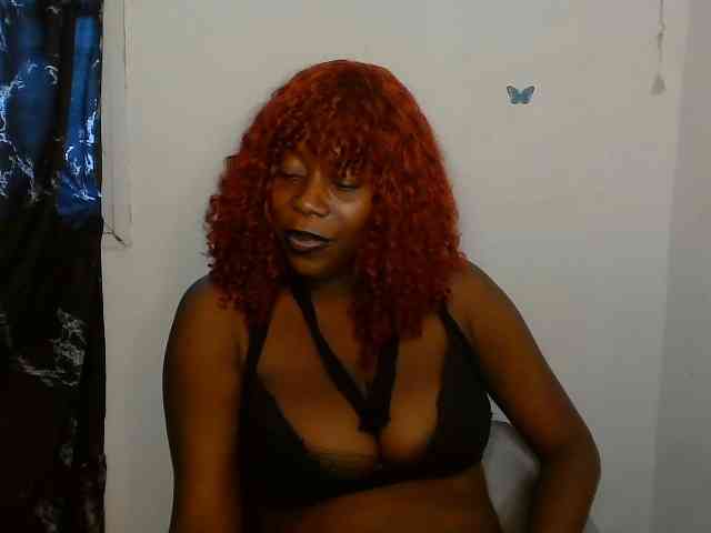 Strip-me-naked webcam