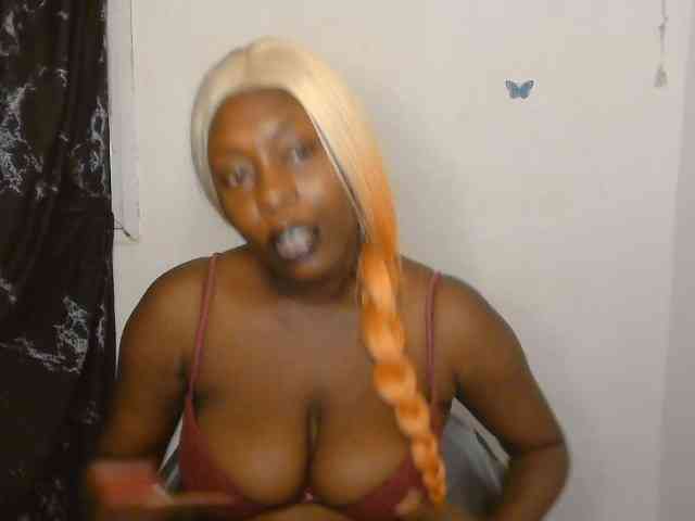 Strip-me-naked webcam