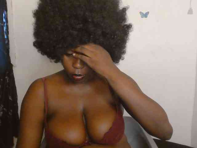Strip-me-naked webcam