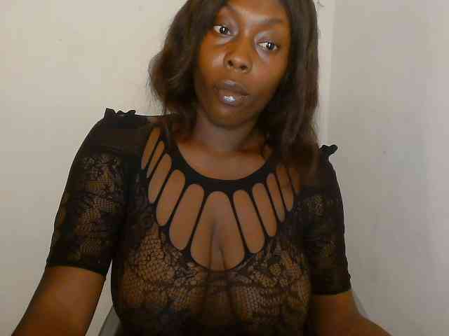 Strip-me-naked webcam