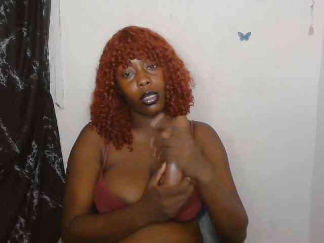 Strip-me-naked webcam