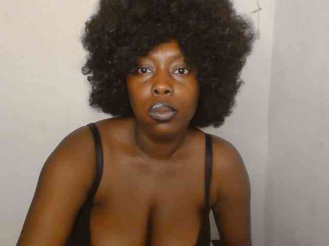 Strip-me-naked webcam