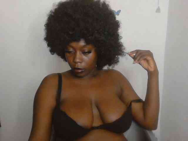 Strip-me-naked webcam