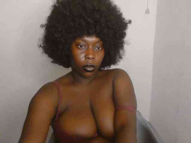 Strip-me-naked webcam
