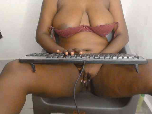 Strip-me-naked webcam