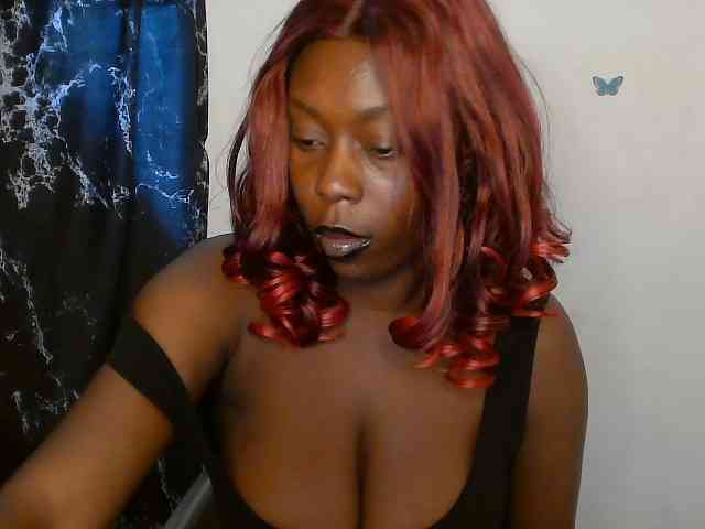 Strip-me-naked webcam