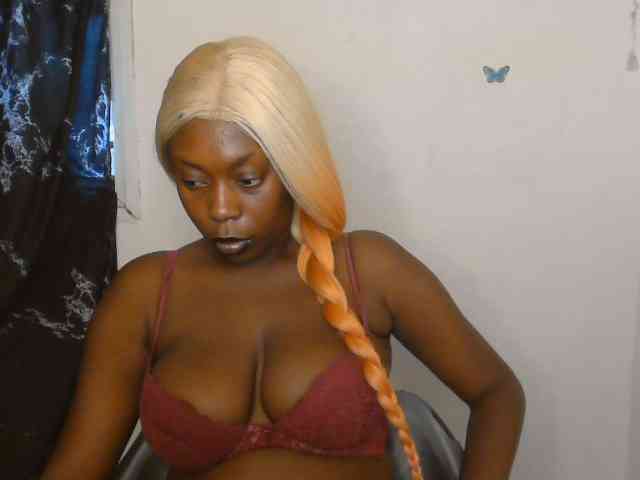 Strip-me-naked webcam