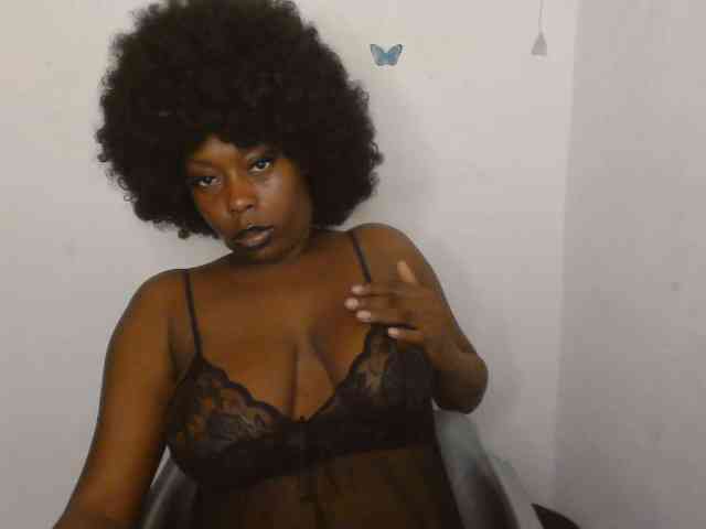 Strip-me-naked webcam