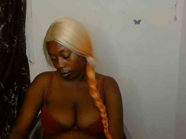 Strip-me-naked webcam