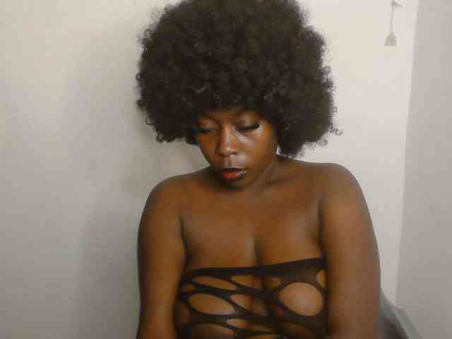 Strip-me-naked webcam