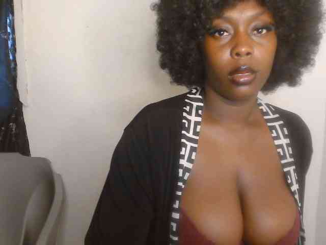 Strip-me-naked webcam