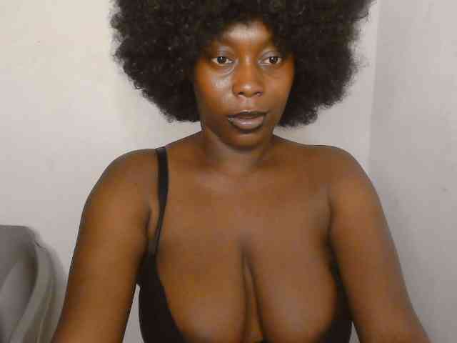 Strip-me-naked webcam
