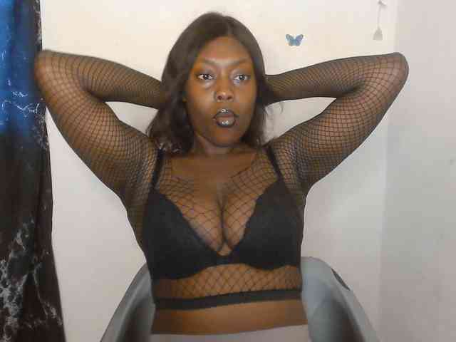 Strip-me-naked webcam