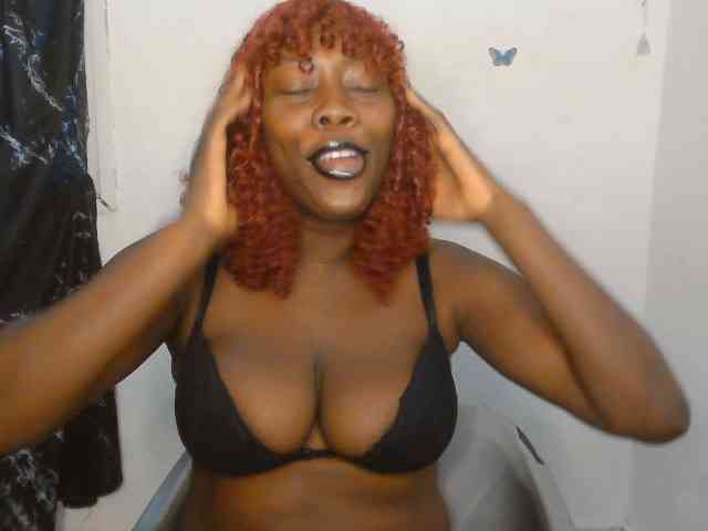 Strip-me-naked webcam