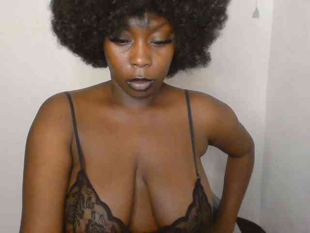 Strip-me-naked webcam