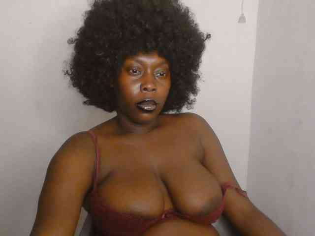 Strip-me-naked webcam
