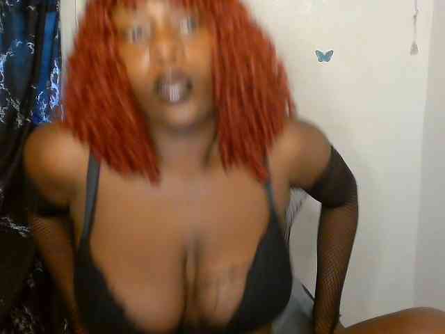 Strip-me-naked webcam