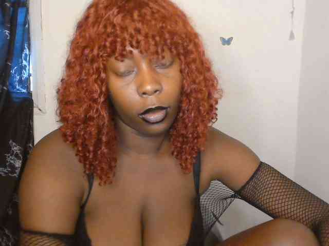 Strip-me-naked webcam