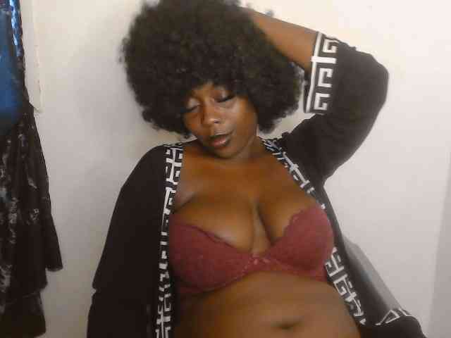 Strip-me-naked webcam