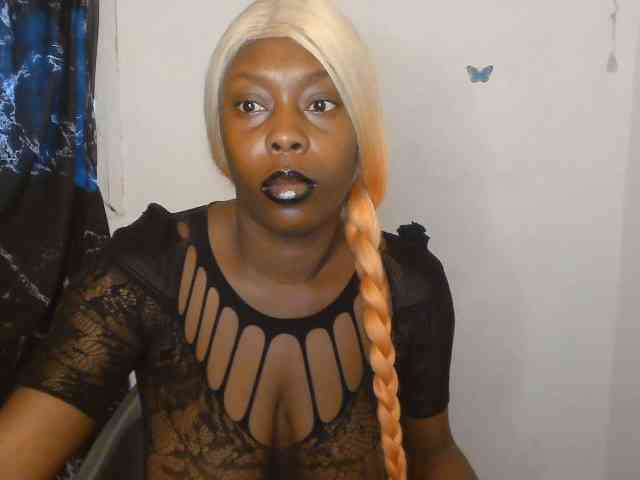 Strip-me-naked webcam