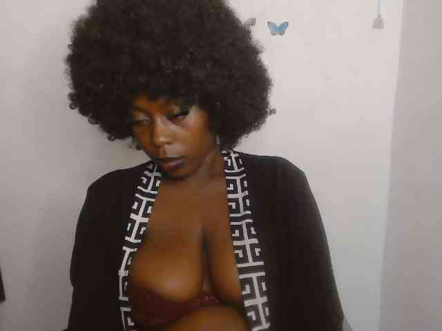 Strip-me-naked webcam