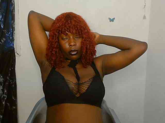 Strip-me-naked webcam