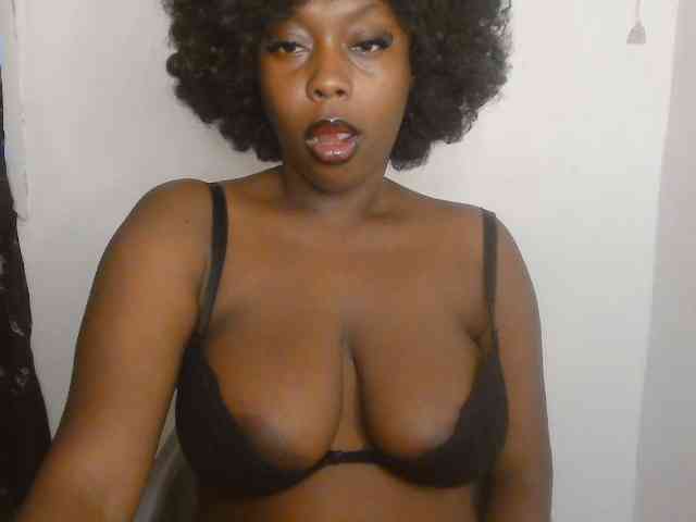 Strip-me-naked webcam