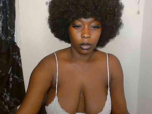 Strip-me-naked webcam