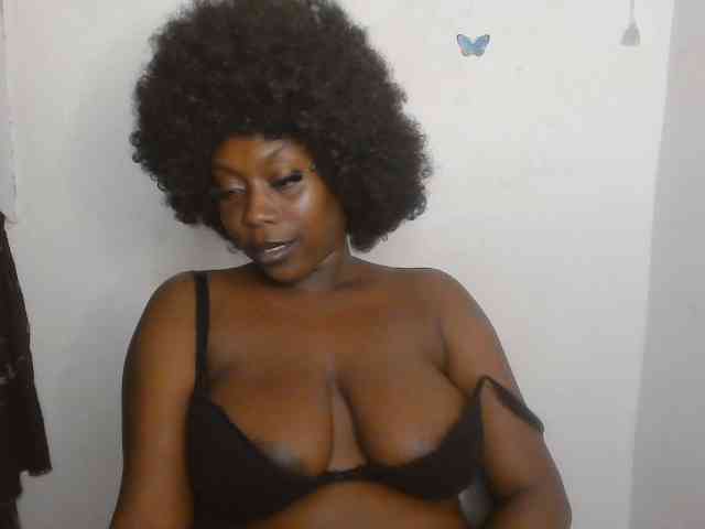 Strip-me-naked webcam