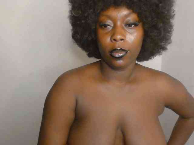 Strip-me-naked webcam