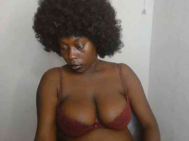 Strip-me-naked webcam