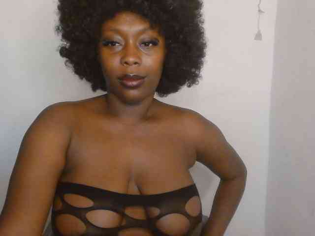 Strip-me-naked webcam