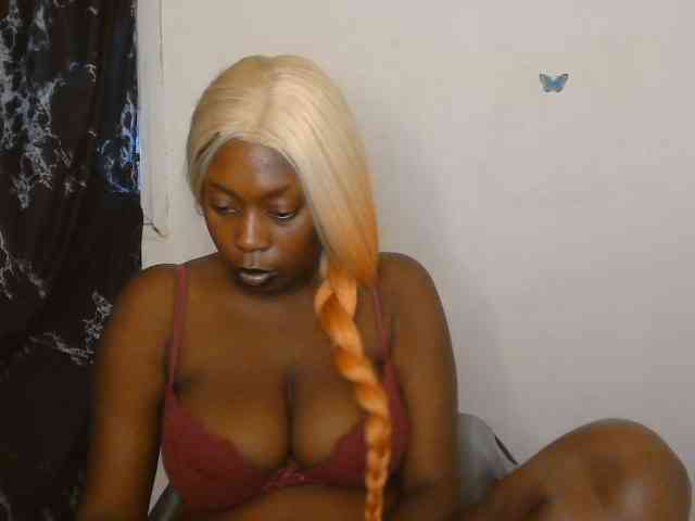 Strip-me-naked webcam