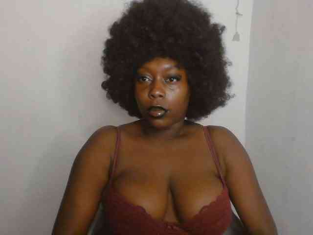 Strip-me-naked webcam