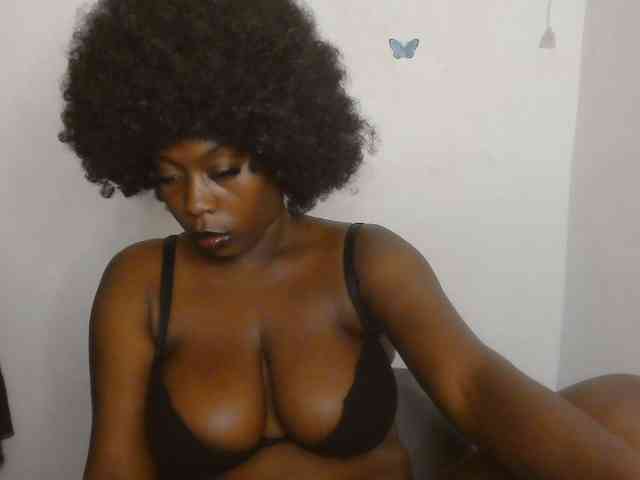 Strip-me-naked webcam