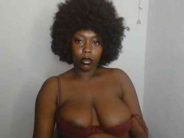 Strip-me-naked webcam