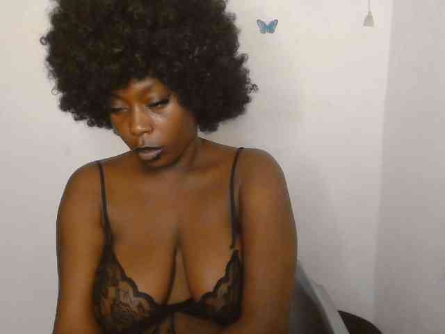 Strip-me-naked webcam