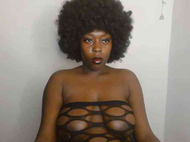 Strip-me-naked Strip-me-naked