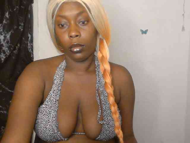 Strip-me-naked webcam
