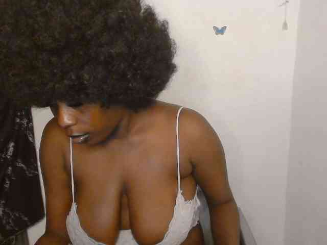 Strip-me-naked webcam