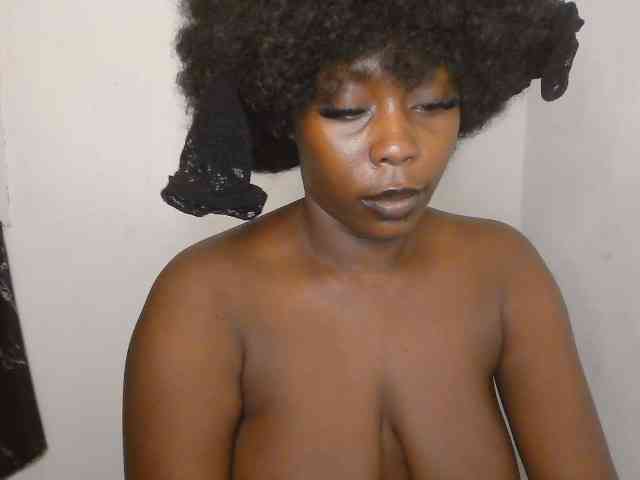 Strip-me-naked webcam