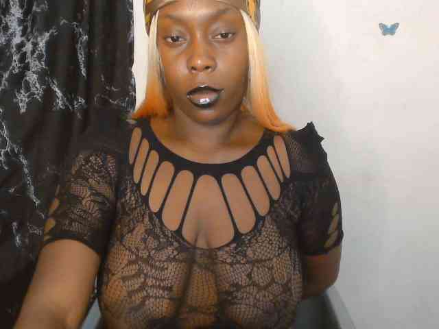 Strip-me-naked webcam