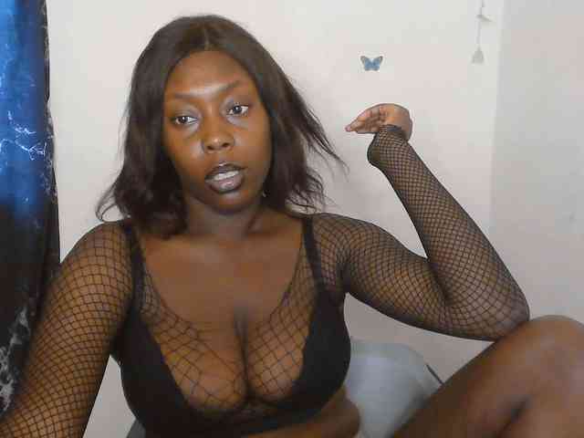 Strip-me-naked webcam