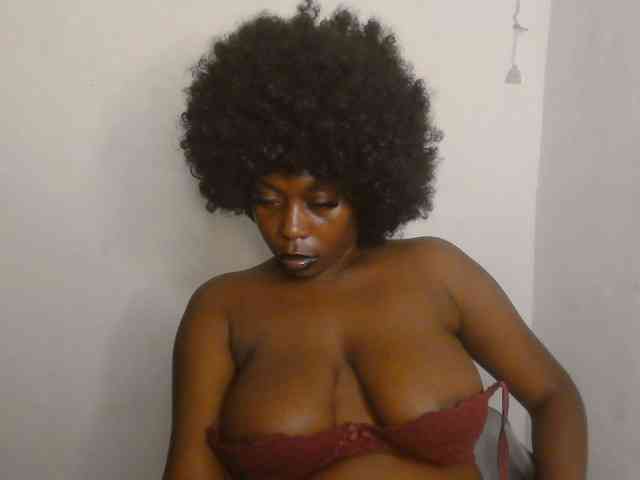 Strip-me-naked webcam