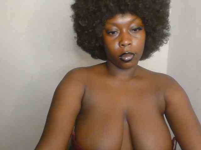 Strip-me-naked webcam
