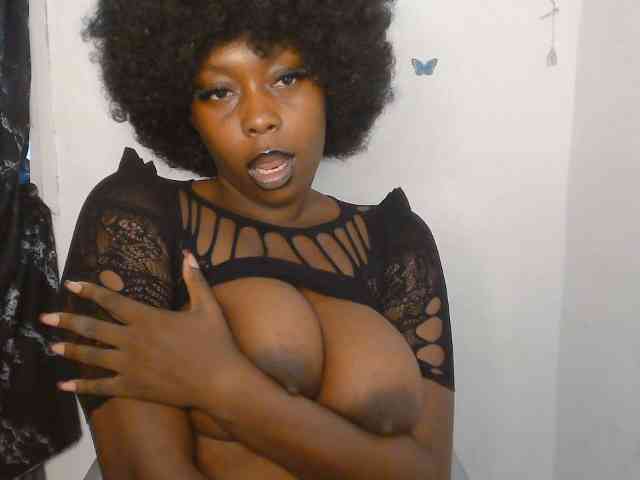 Strip-me-naked webcam
