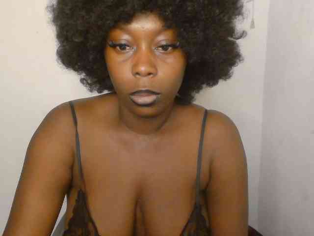 Strip-me-naked Strip-me-naked