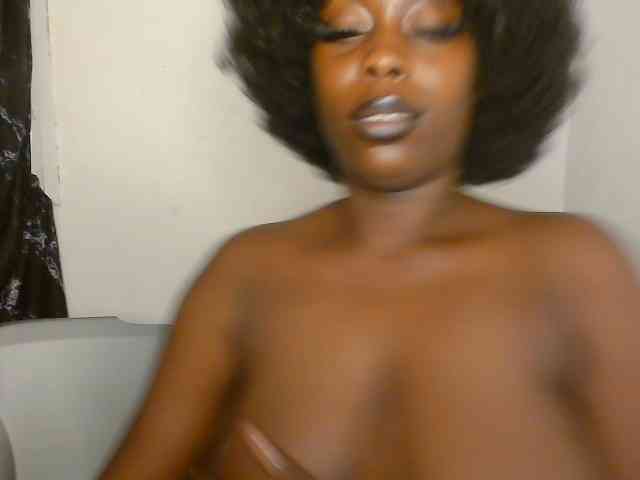Strip-me-naked webcam