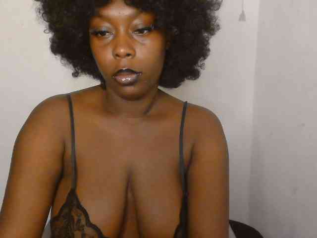 Strip-me-naked webcam