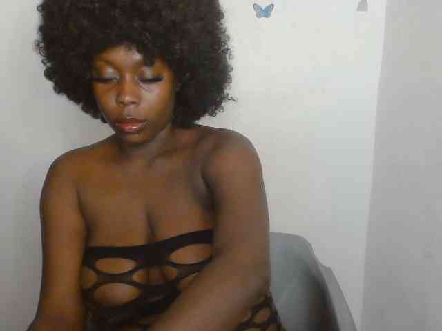 Strip-me-naked webcam